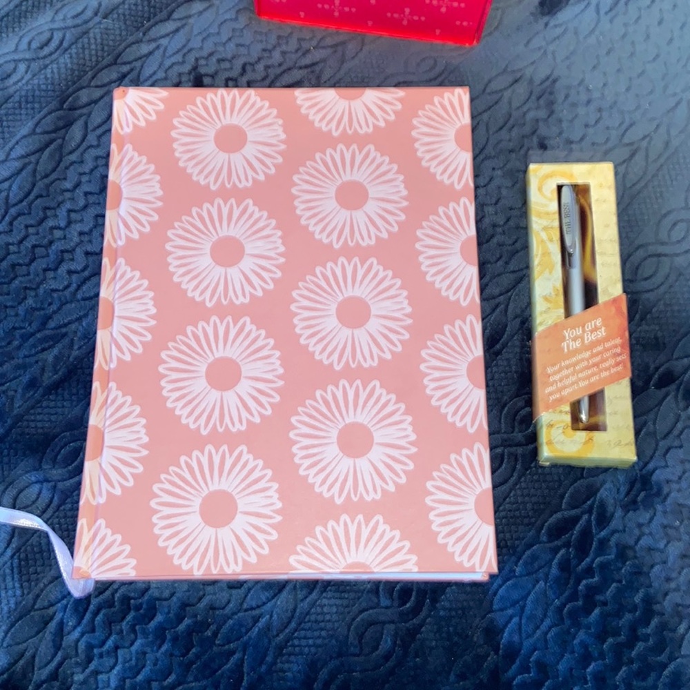 NWOT/ woman’s or girls journal